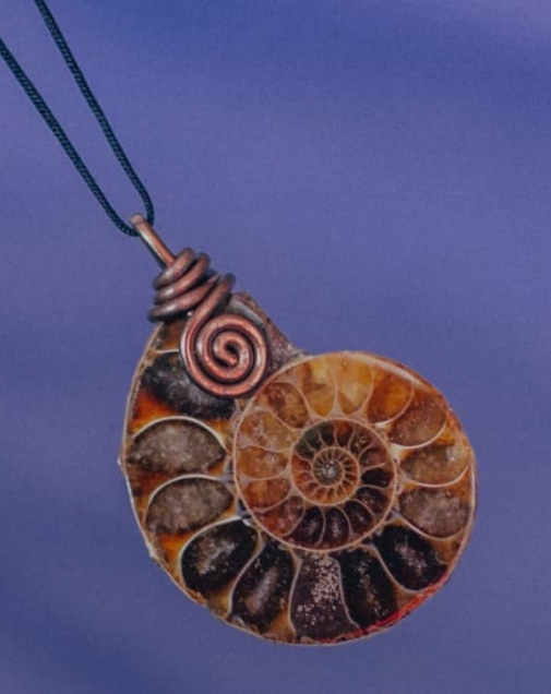 L'atelier De l'Arka - Arte y alma en joyas - Sobre Nosotros - Frame