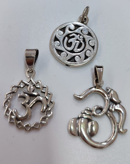 L'atelier De l'Arka - Arte y alma en joyas - Sobre Nosotros - Frame